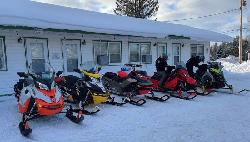 Adventure Motel - From Web Listing (newer photo)